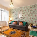 Shabby Chic Flat 2 *