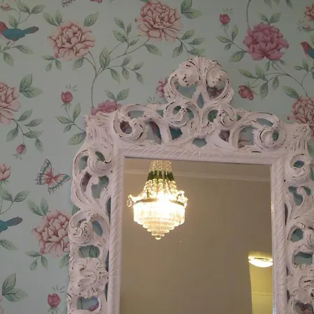 Shabby Chic Flat 2 Appartamento Lisbona