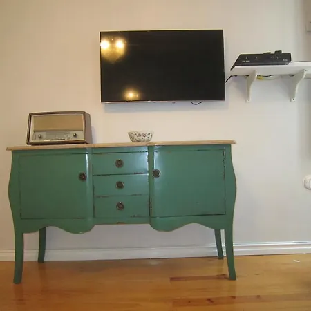 Shabby Chic Flat 2 *