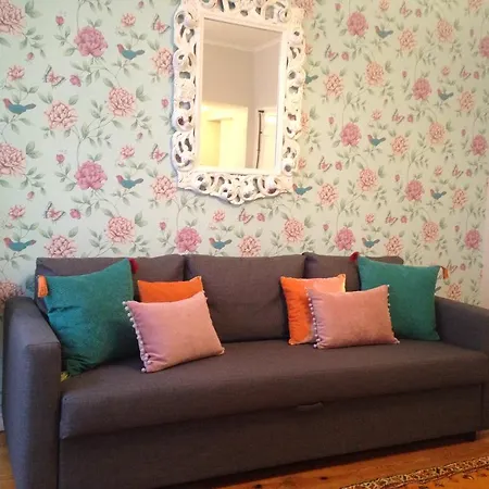 Shabby Chic Flat 2 דירה ליסבון