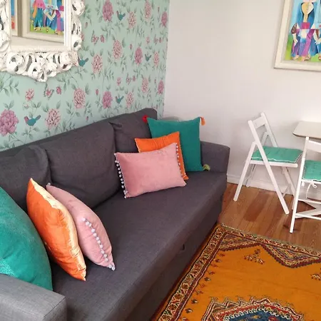 Shabby Chic Flat 2 ליסבון